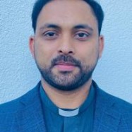 Pater Tomy Twinkle (c) Pfarrei Breisiger Land Pater Tomy Twinkle